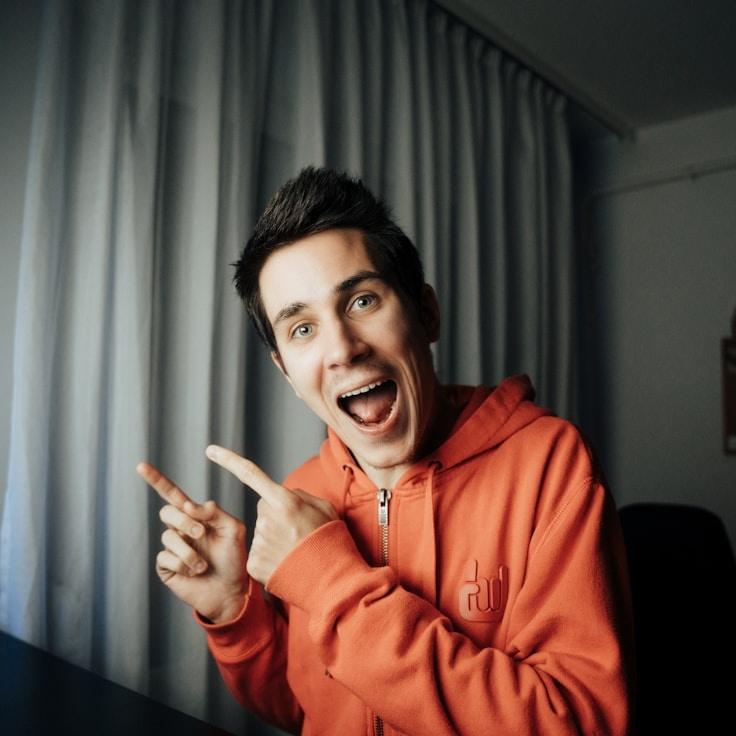 Kaveri Mehta, Lead Design Curator at OakwoodPinecrestDusk, reviewing corporate floral arrangements